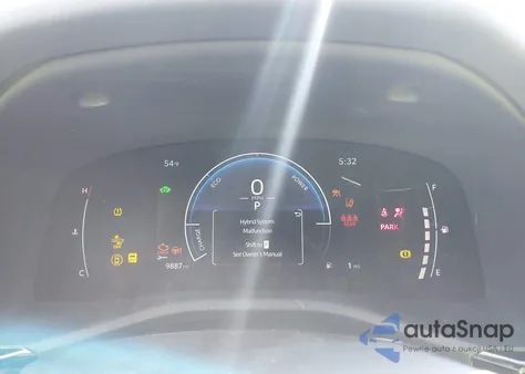 2025 Toyota Camry Le z USA, uszkodzony, nr VIN 4T1DAACK5SU581231